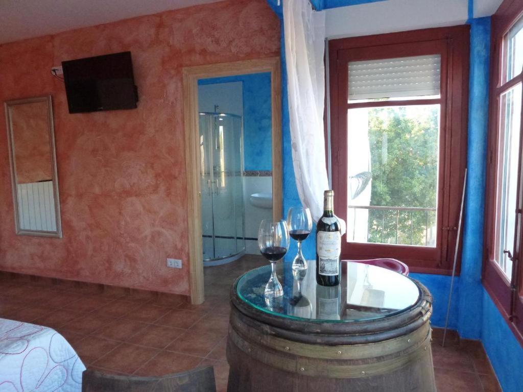 Hostal A La Sombra Del Laurel 나바레테 외부 사진