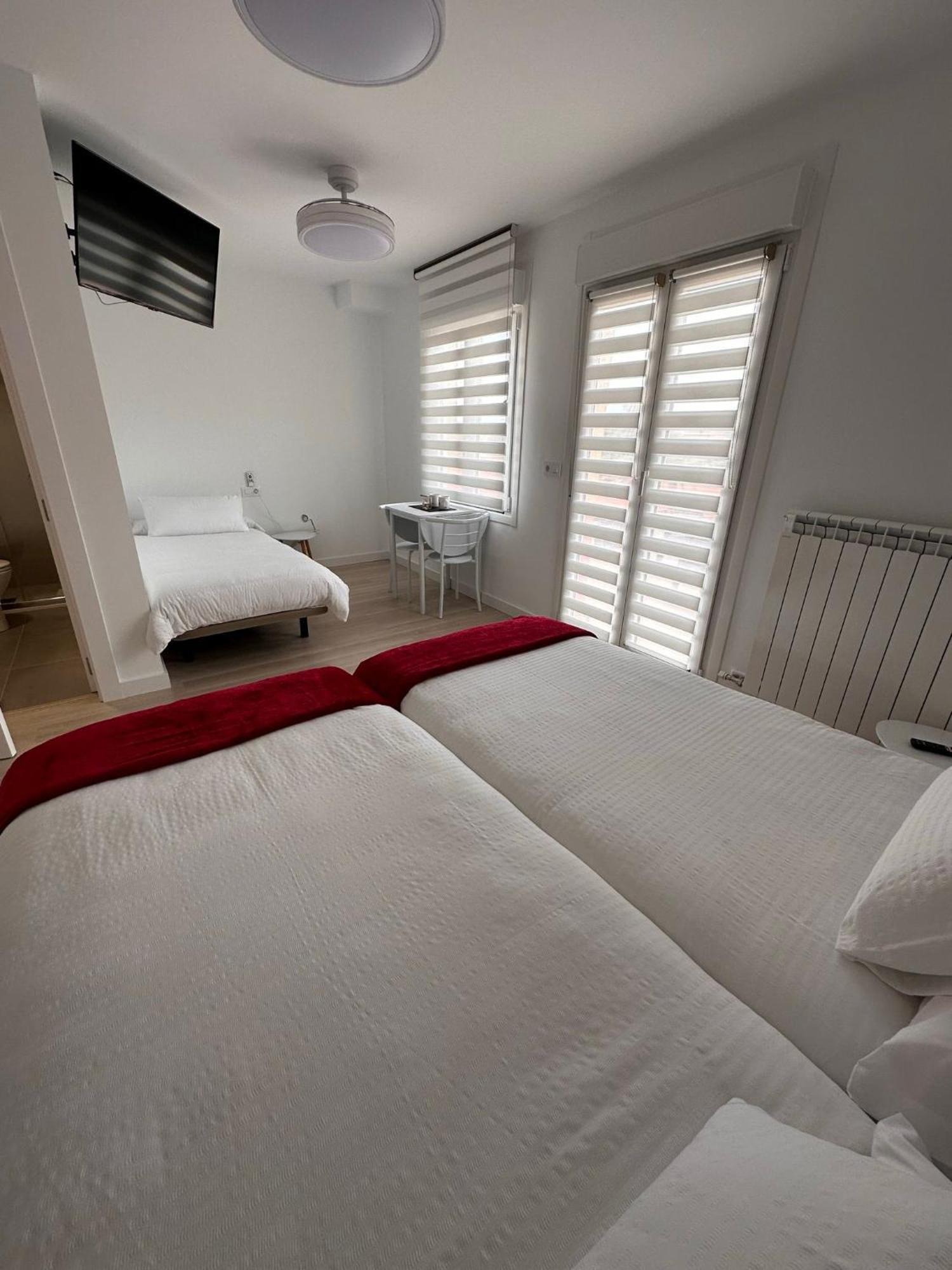 Hostal A La Sombra Del Laurel 나바레테 외부 사진